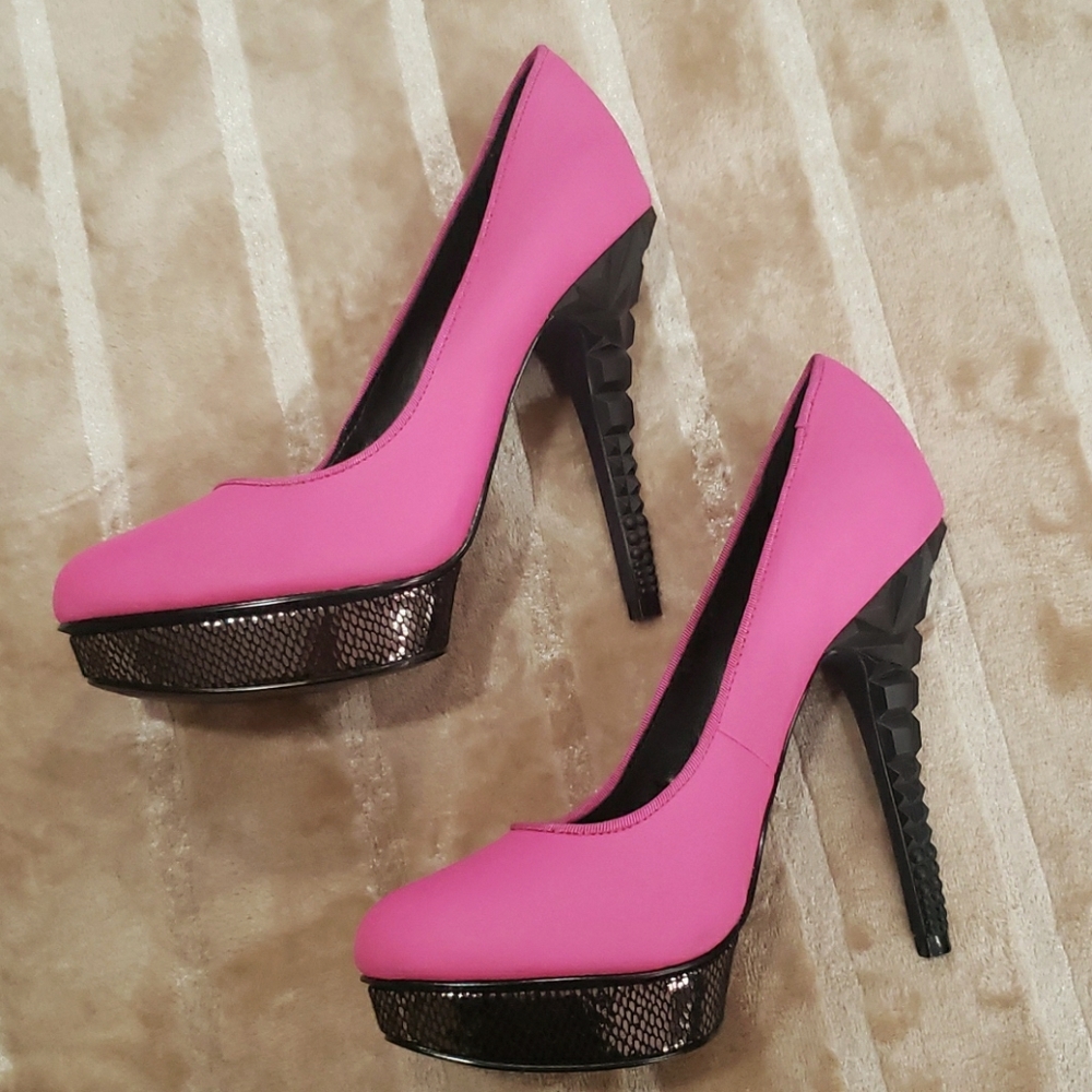Rachel Roy Pink Pumps